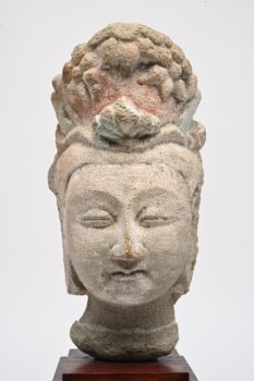 菩薩立像頭部　天龍山石窟将来