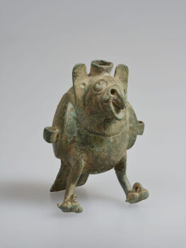 青銅　鴟鴞形水滴